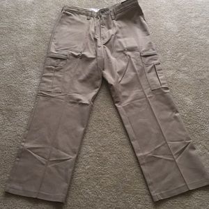 Men’s khaki dickies